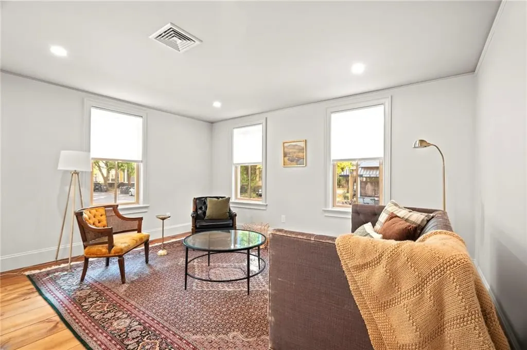 69 Hudson Street Providence RI 02909