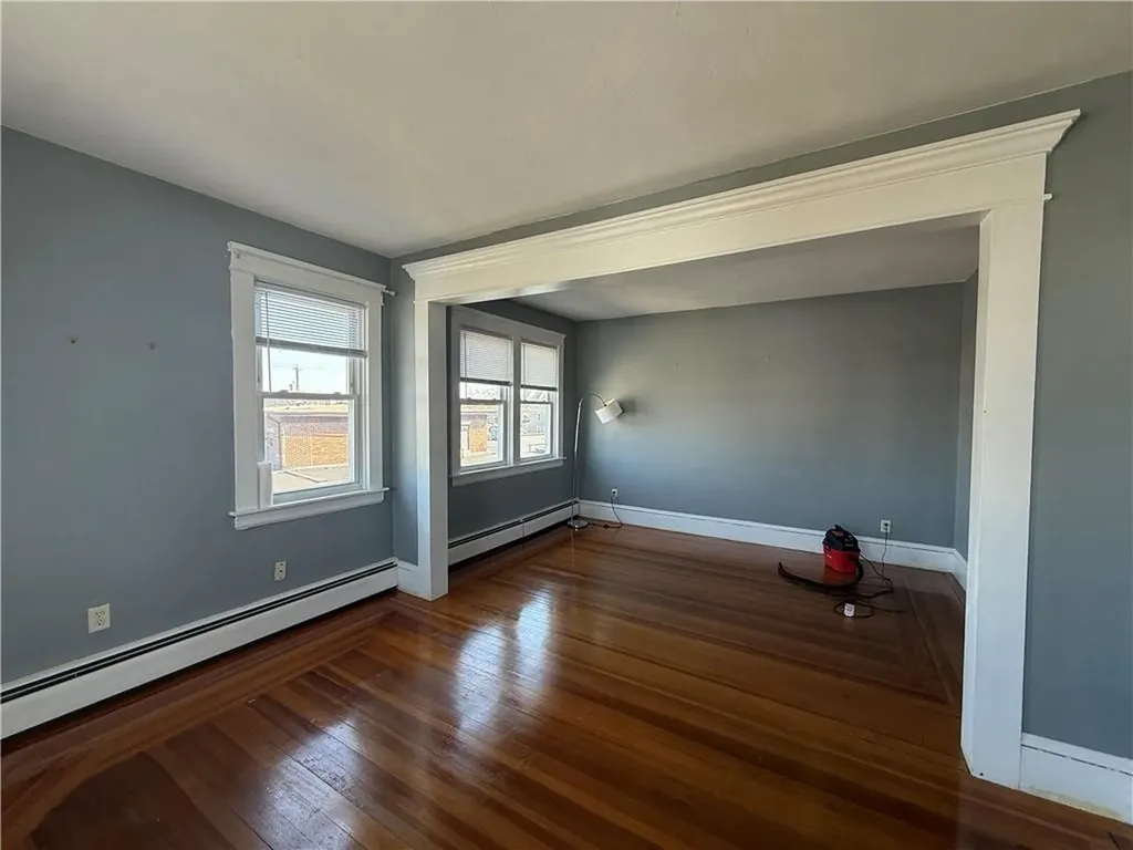 10 Knight Street Cranston RI 02920