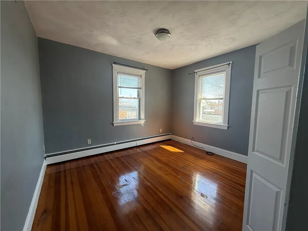 10 Knight Street Cranston RI 02920