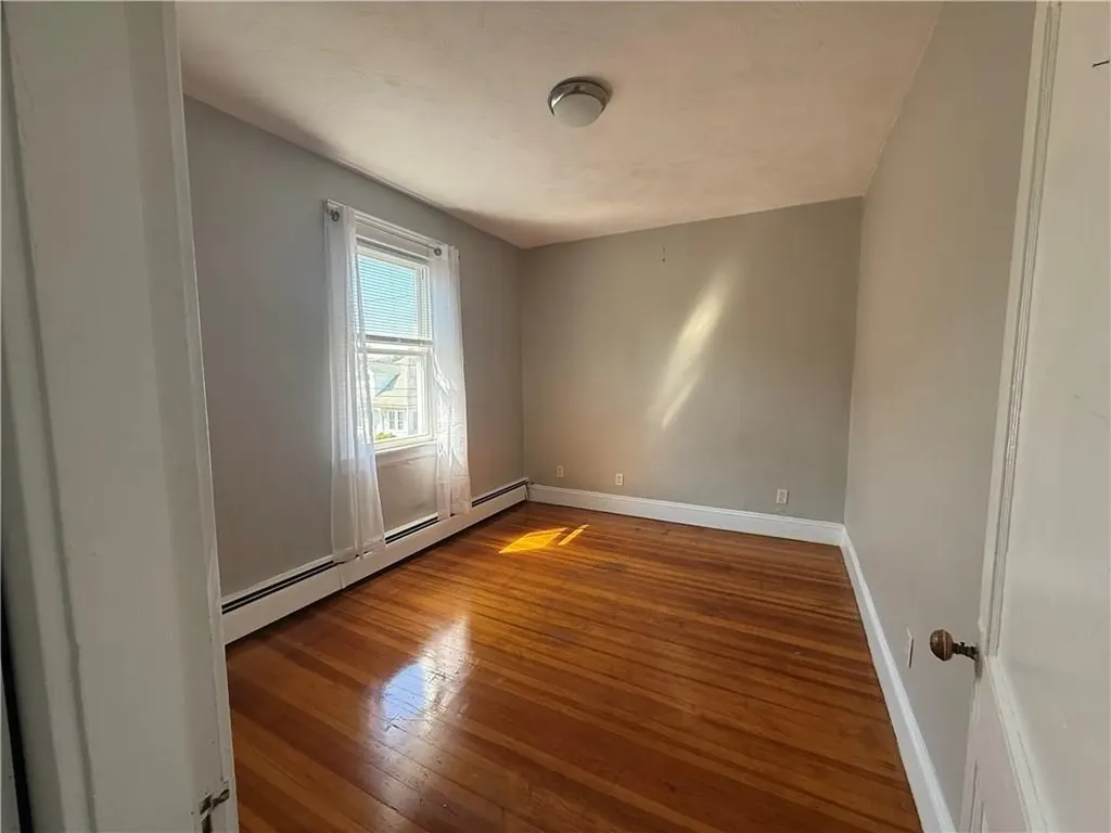 10 Knight Street Cranston RI 02920