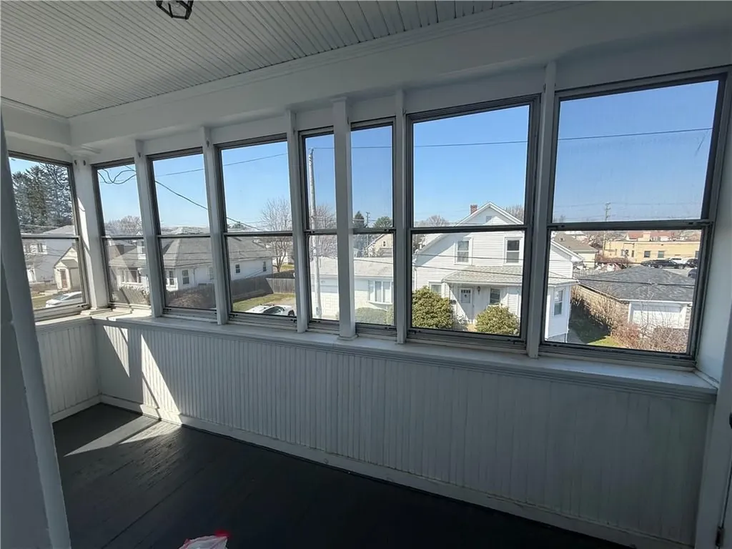 10 Knight Street Cranston RI 02920