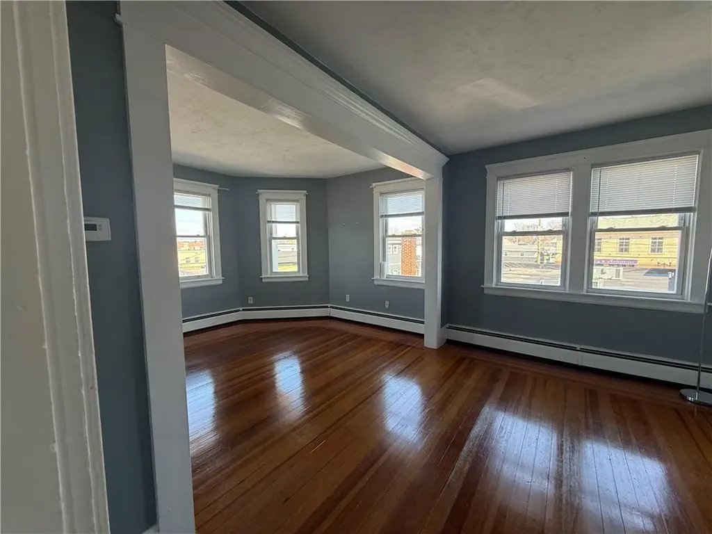 10 Knight Street Cranston RI 02920