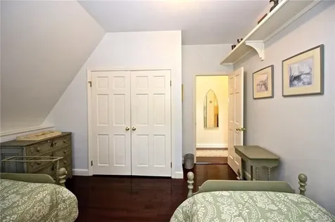 434 Bellevue Avenue Newport RI 02840