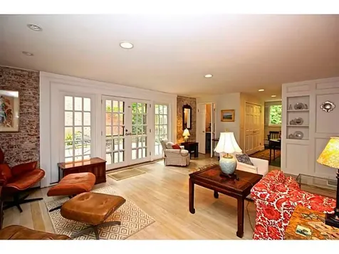 434 Bellevue Avenue Newport RI 02840