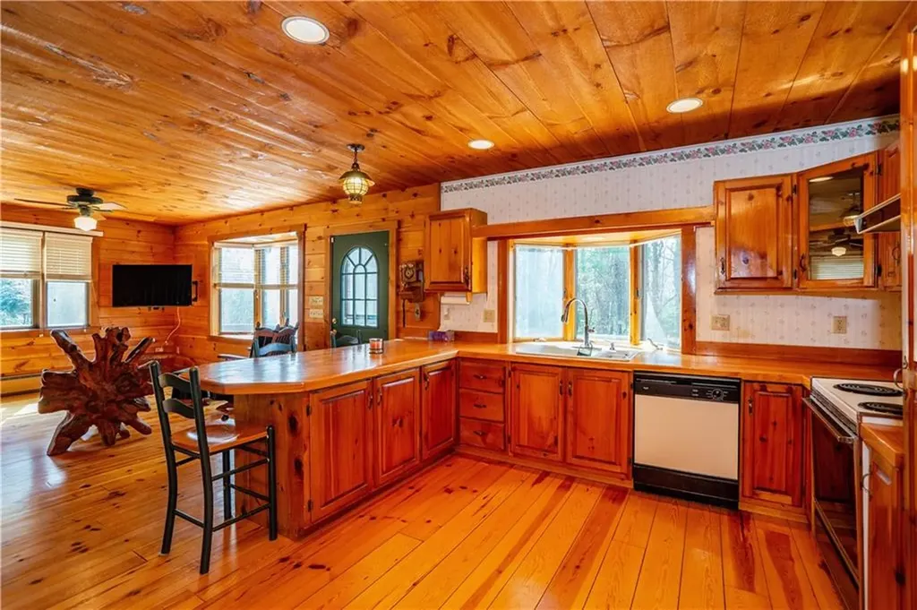 519 Chopmist Hill Road Glocester RI 02814