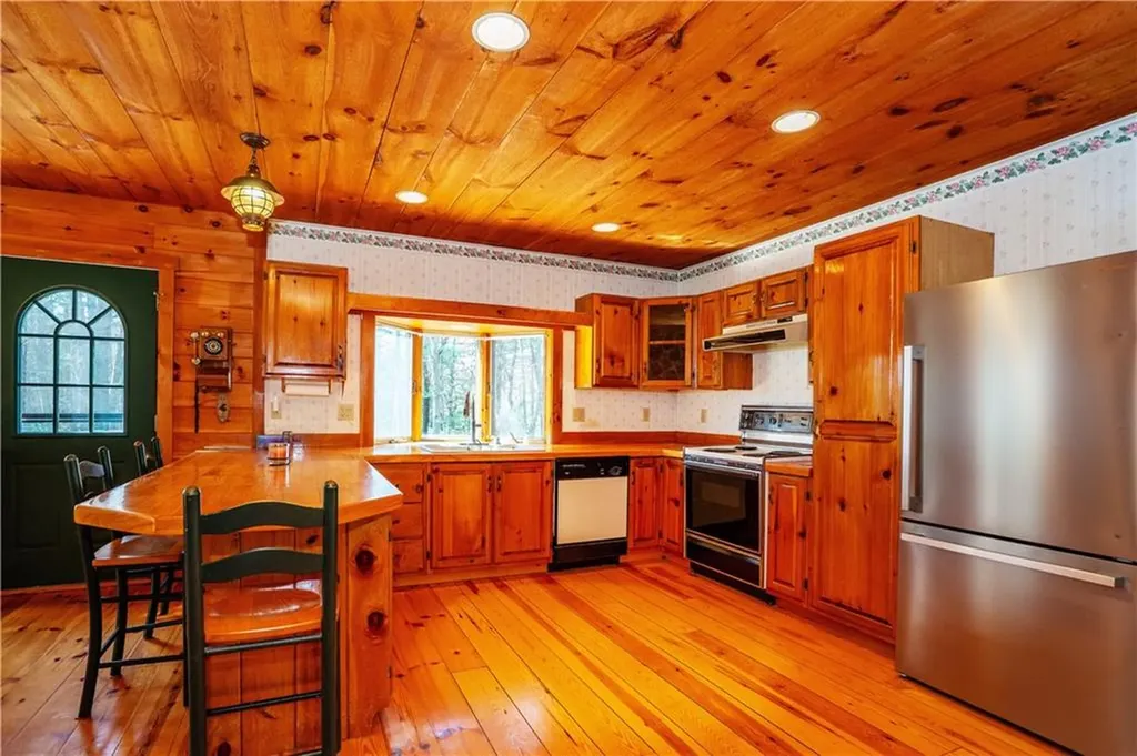 519 Chopmist Hill Road Glocester RI 02814