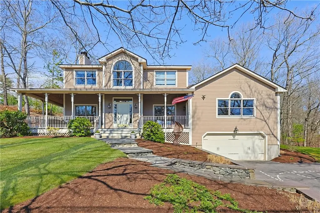54 Paine Road Cumberland RI 02864