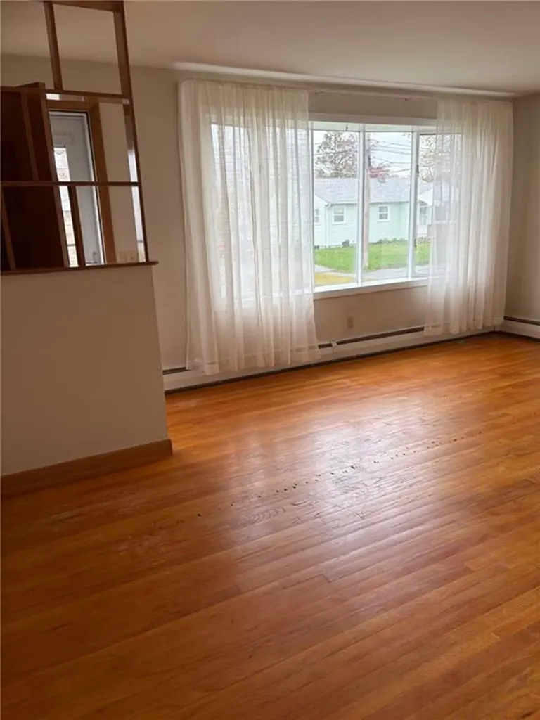11 Coes Street North Providence RI 02904