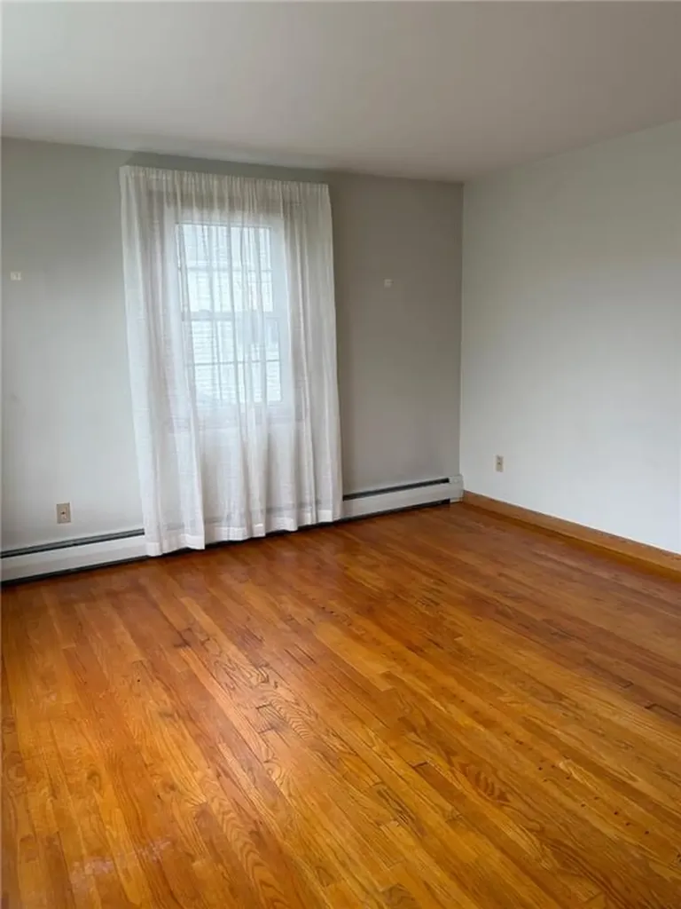 11 Coes Street North Providence RI 02904