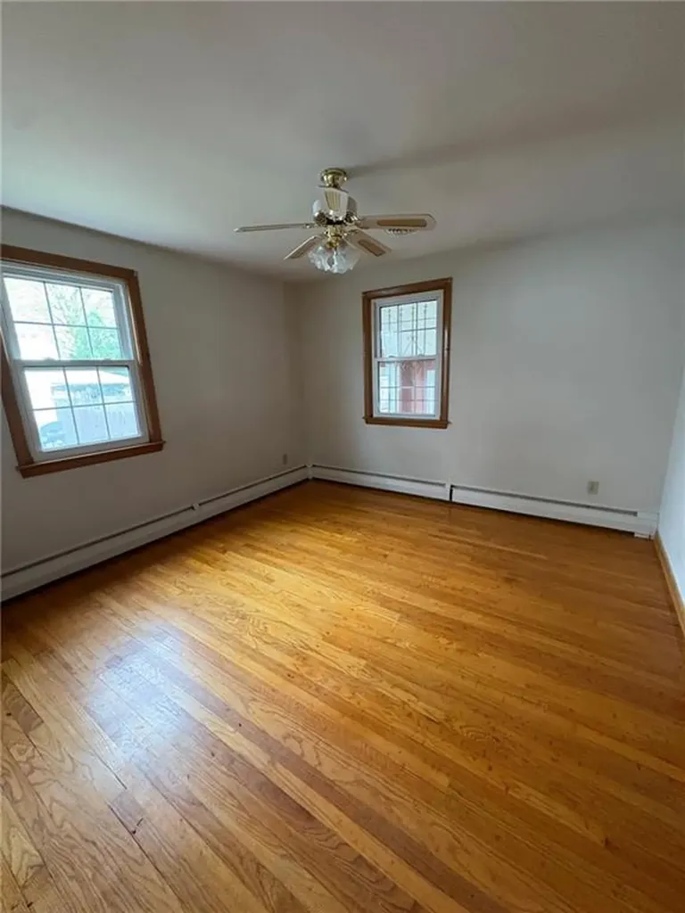 11 Coes Street North Providence RI 02904