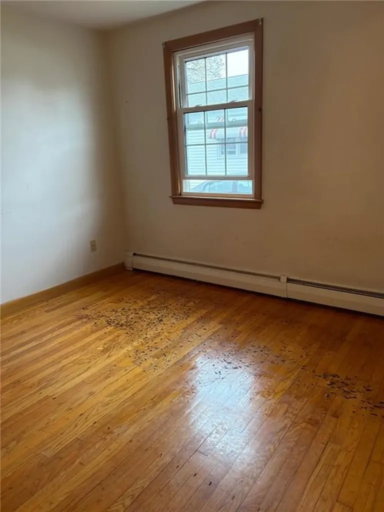 11 Coes Street North Providence RI 02904