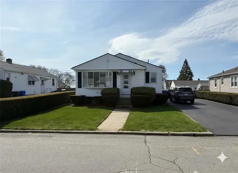 11 Coes Street North Providence RI 02904