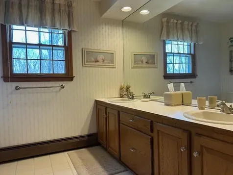 111 Mourning Dove Drive North Kingstown RI 02874