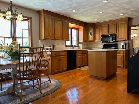 111 Mourning Dove Drive North Kingstown RI 02874