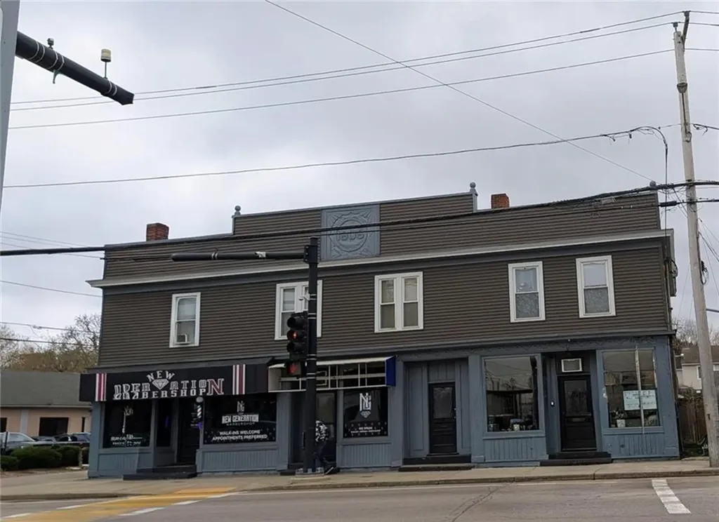 99 101 E Main Street Milford MA 01757