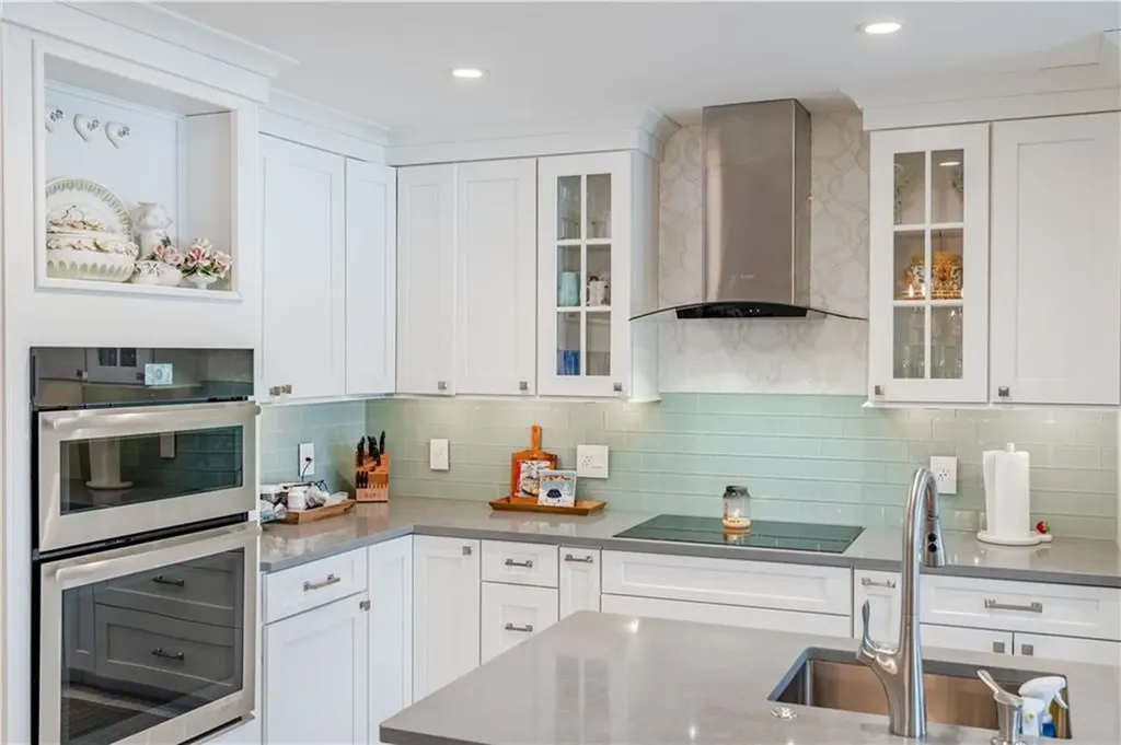 62 Nipmuc Trail North Providence RI 02904