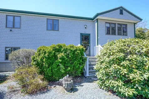 303 Middle Road Portsmouth RI 02871