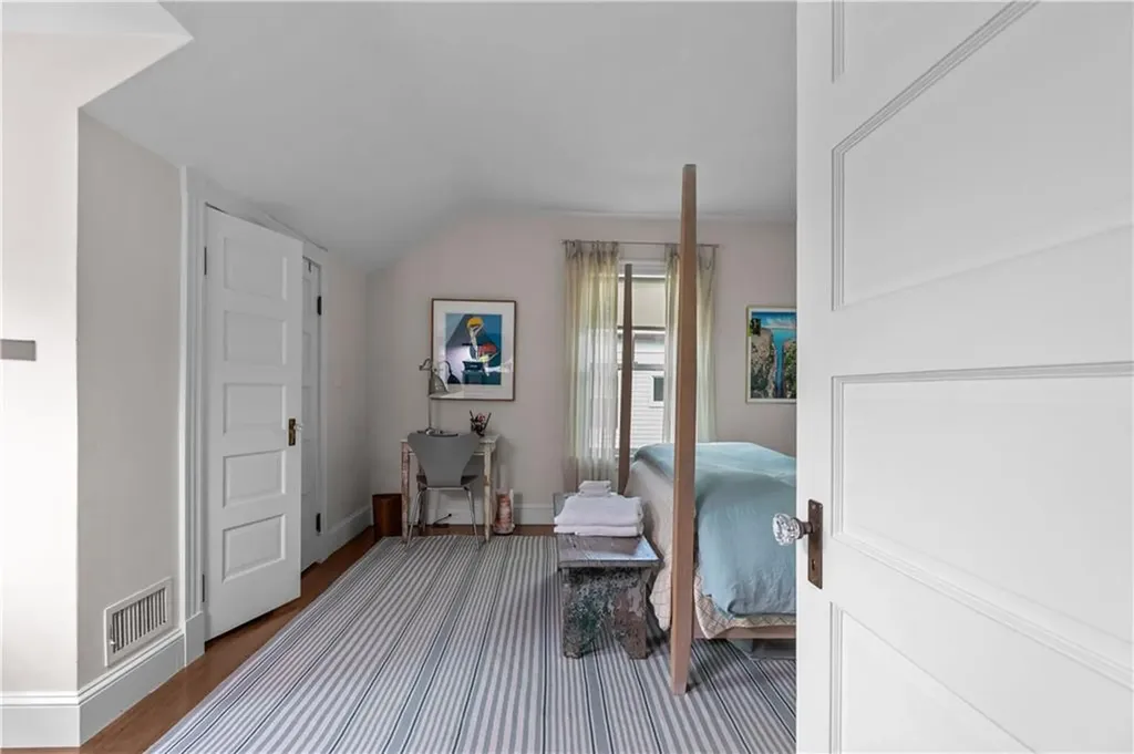 43 Sherman Street Newport RI 02840