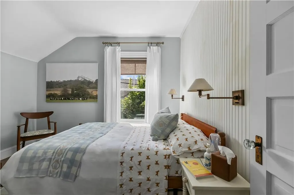 43 Sherman Street Newport RI 02840