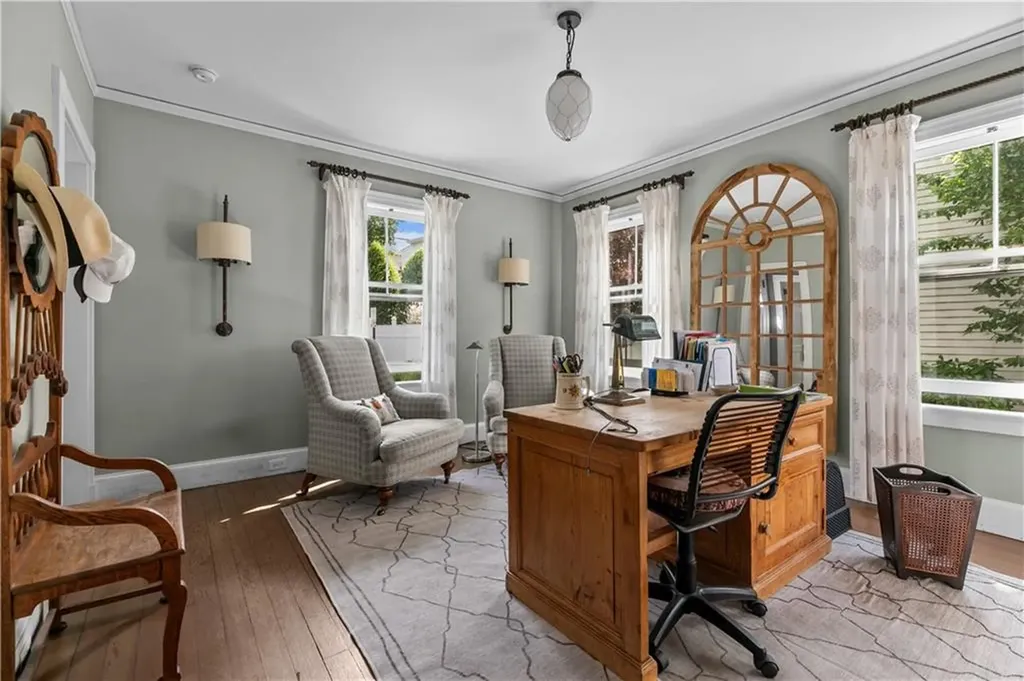 43 Sherman Street Newport RI 02840
