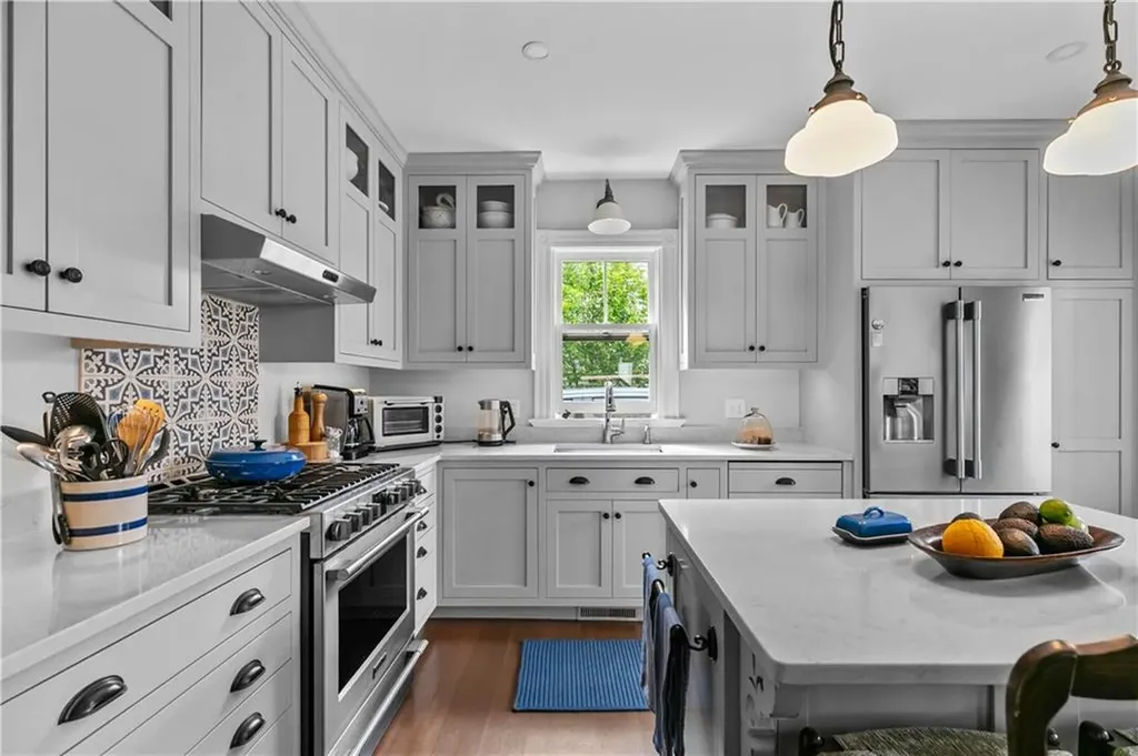 43 Sherman Street Newport RI 02840