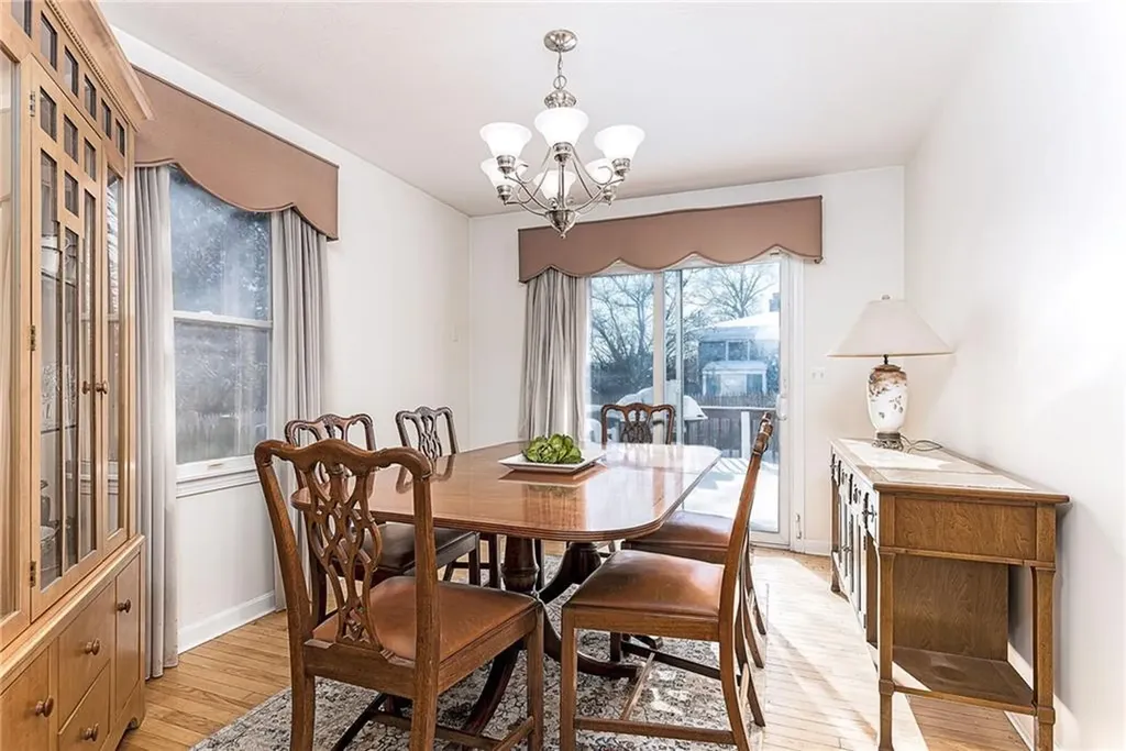 173 Russell Drive Tiverton RI 02878