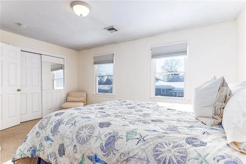 173 Russell Drive Tiverton RI 02878