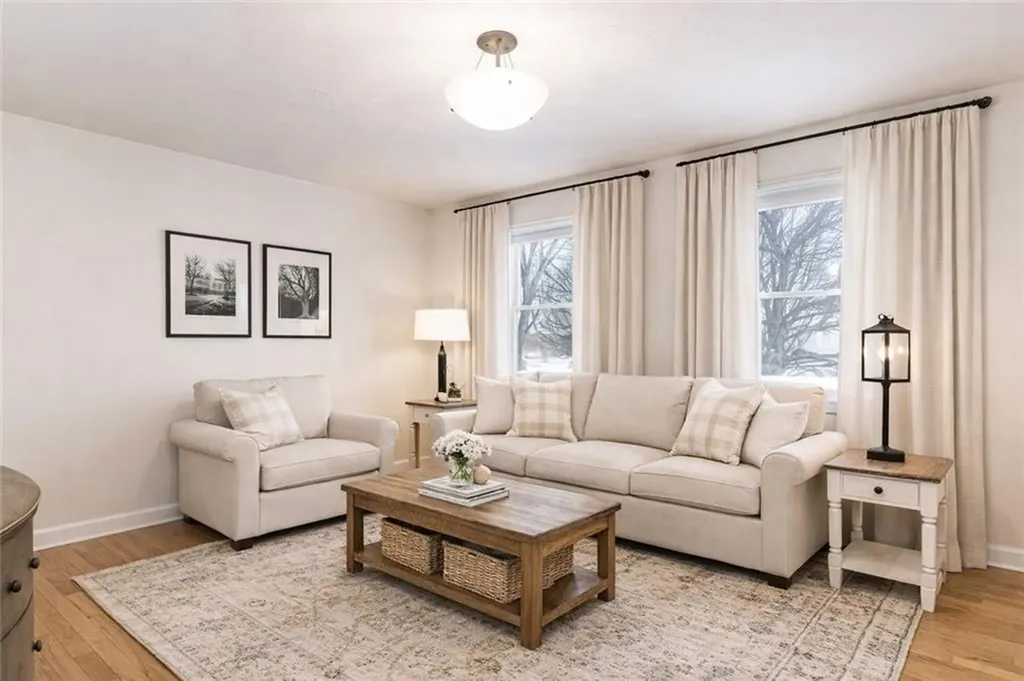 173 Russell Drive Tiverton RI 02878