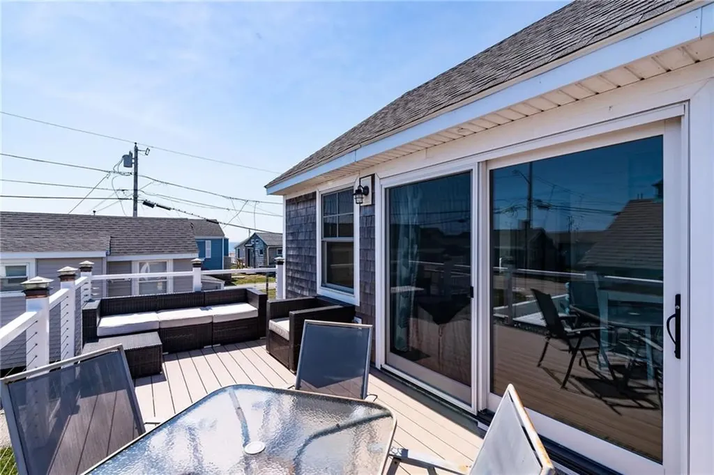 240 6w2 Cards Pond Road South Kingstown RI 02879