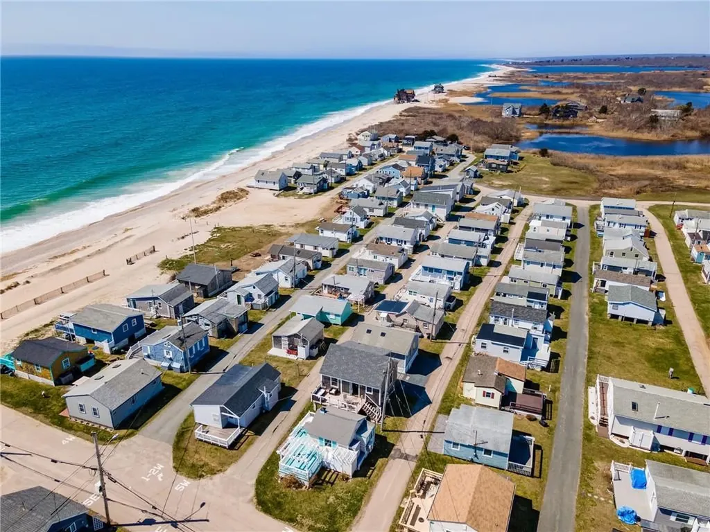 240 6w2 Cards Pond Road South Kingstown RI 02879