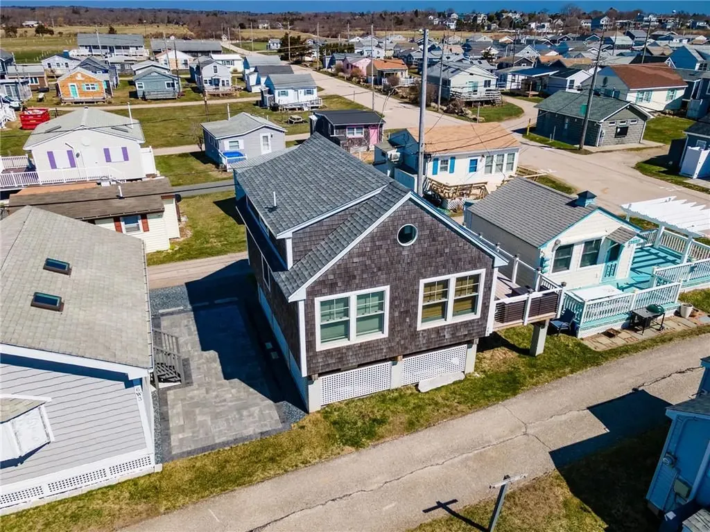 240 6w2 Cards Pond Road South Kingstown RI 02879