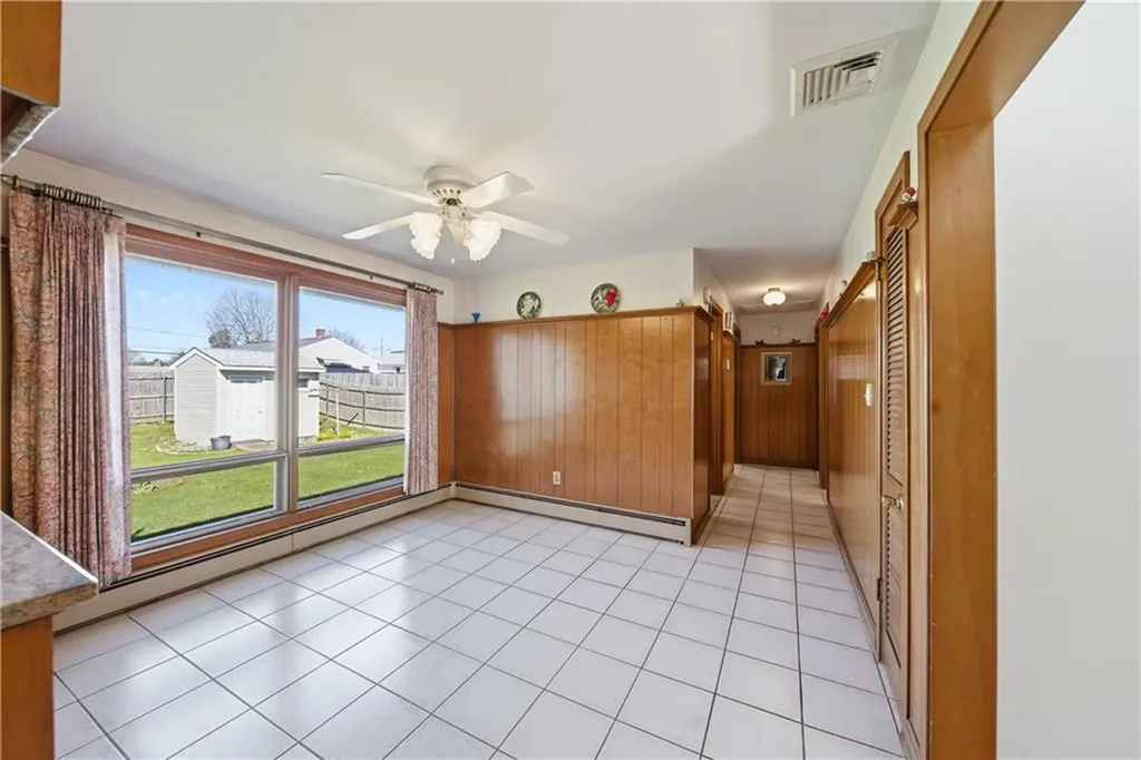 73 Oregon Avenue North Providence RI 02911