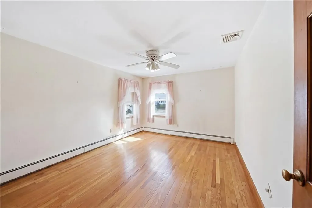 73 Oregon Avenue North Providence RI 02911
