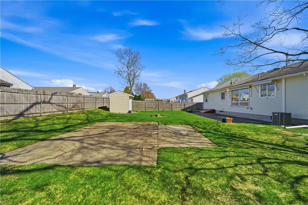 73 Oregon Avenue North Providence RI 02911