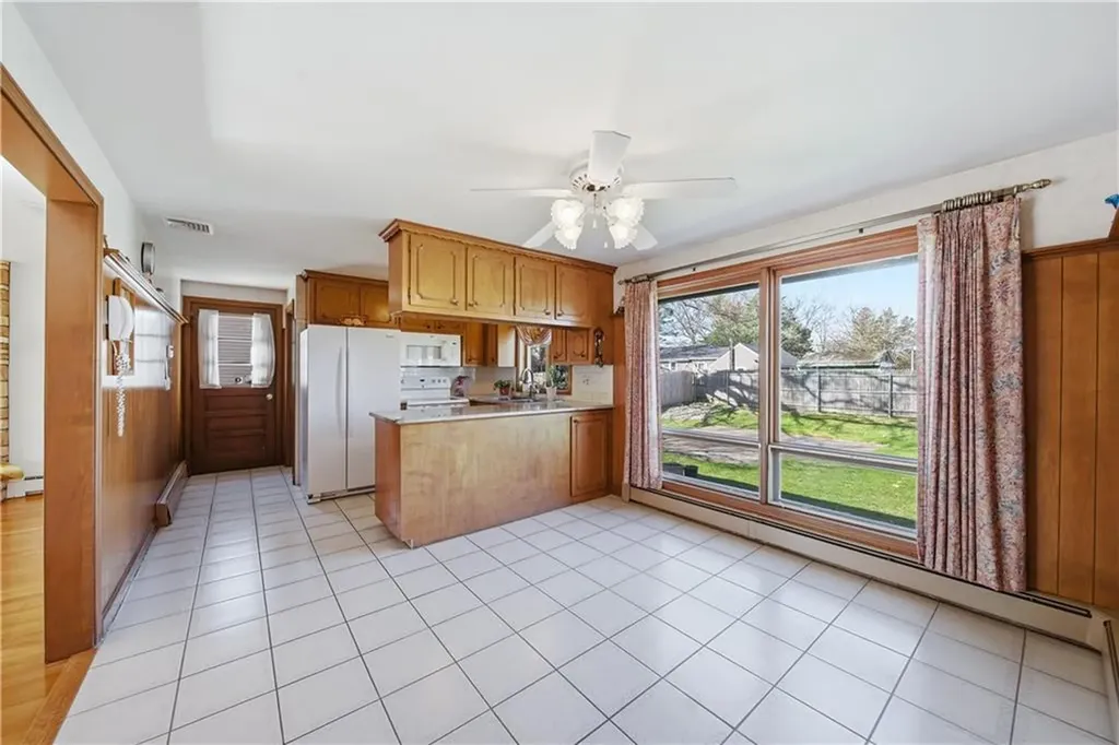 73 Oregon Avenue North Providence RI 02911