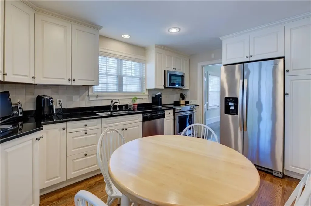 70 Sargent Avenue Providence RI 02906