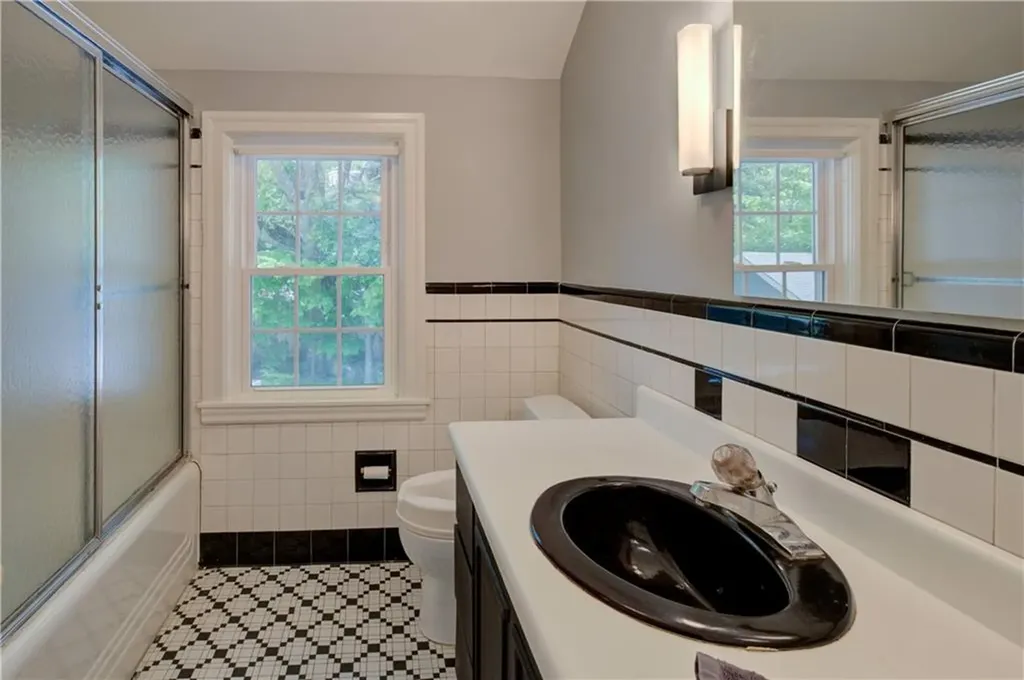 70 Sargent Avenue Providence RI 02906