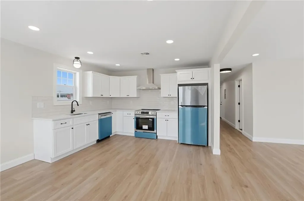 37 Webb Street Pawtucket RI 02860