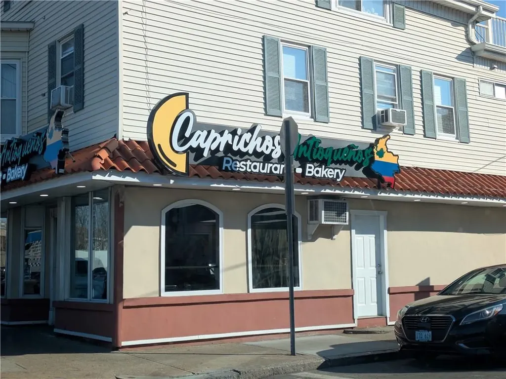 37 Webb Street Pawtucket RI 02860