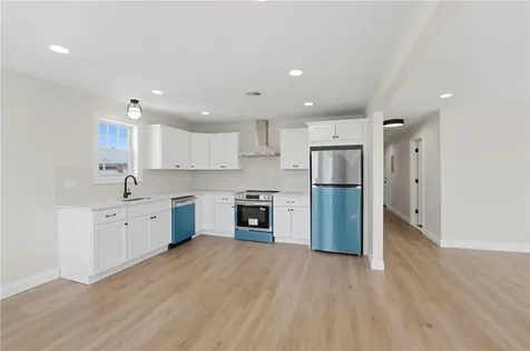 37 Webb Street Pawtucket RI 02860