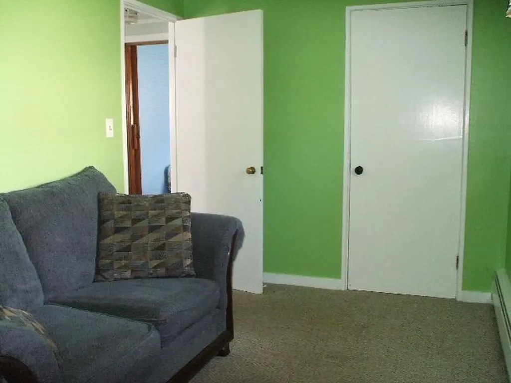 10 John Street Narragansett RI 02882