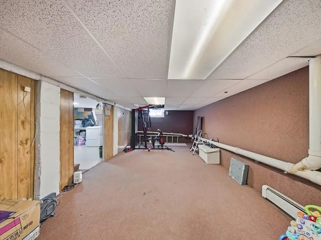 113 Woodside Avenue Pawtucket RI 02861