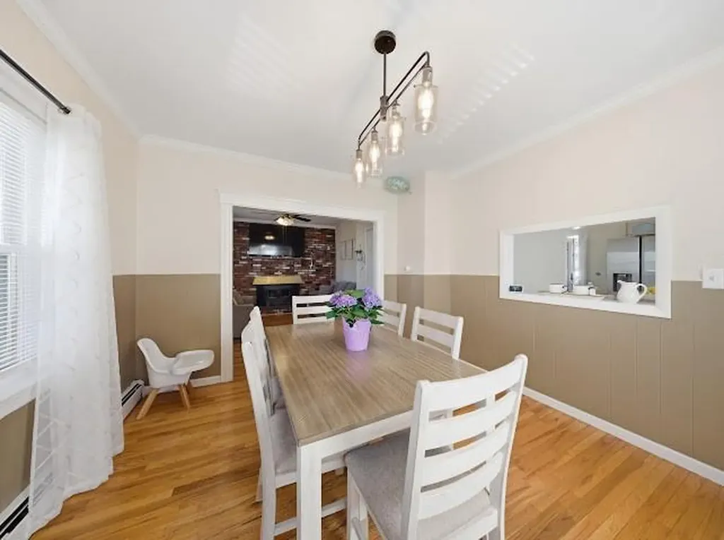 113 Woodside Avenue Pawtucket RI 02861