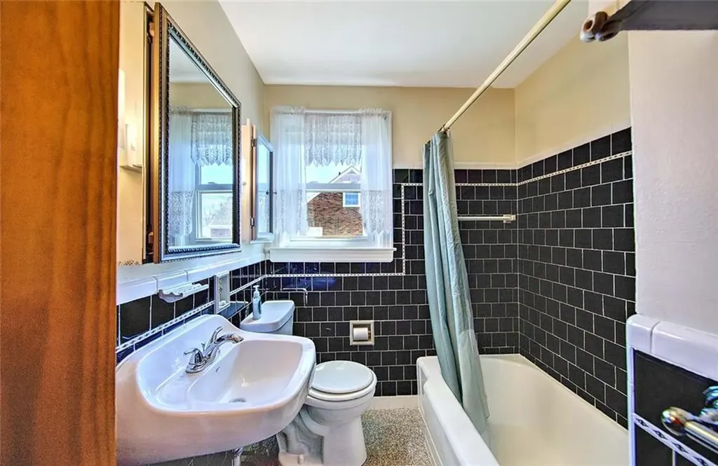 419 George Waterman Road Johnston RI 02919