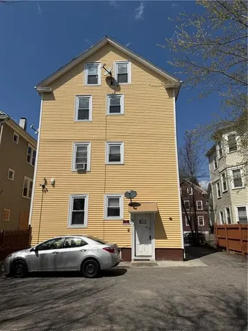 368 Orms Street Providence RI 02908
