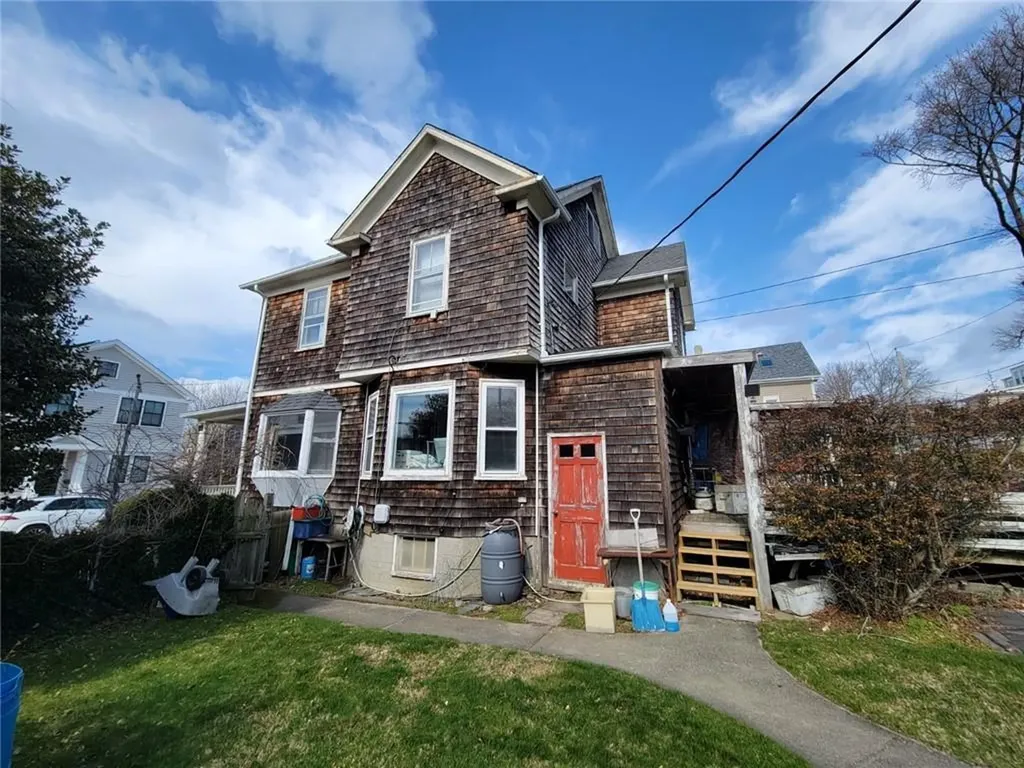 12 County Street Newport RI 02840