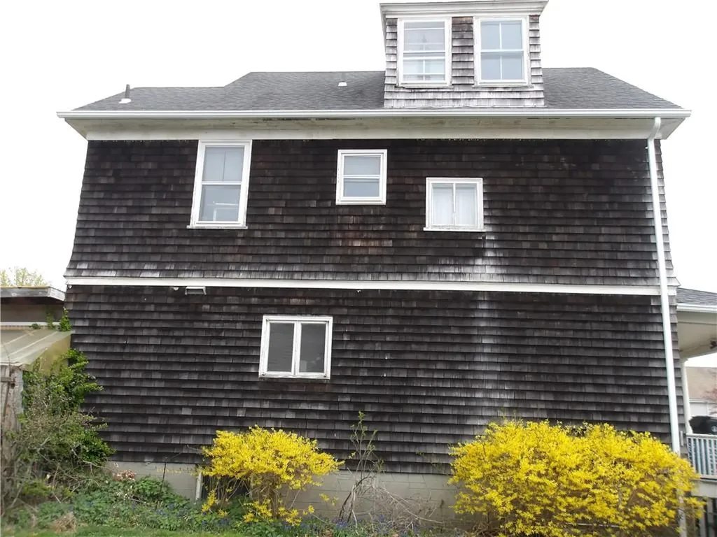 12 County Street Newport RI 02840