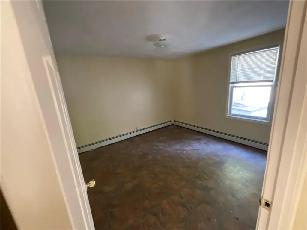 6 Pilgrim Avenue Coventry RI 02816
