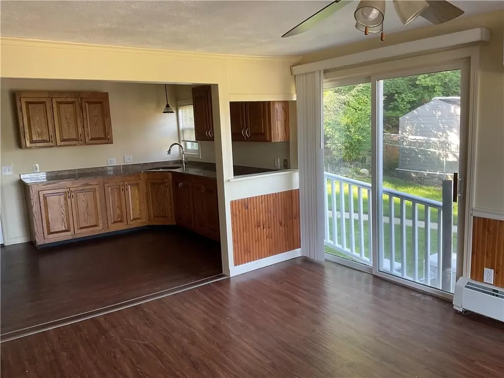 6 Pilgrim Avenue Coventry RI 02816