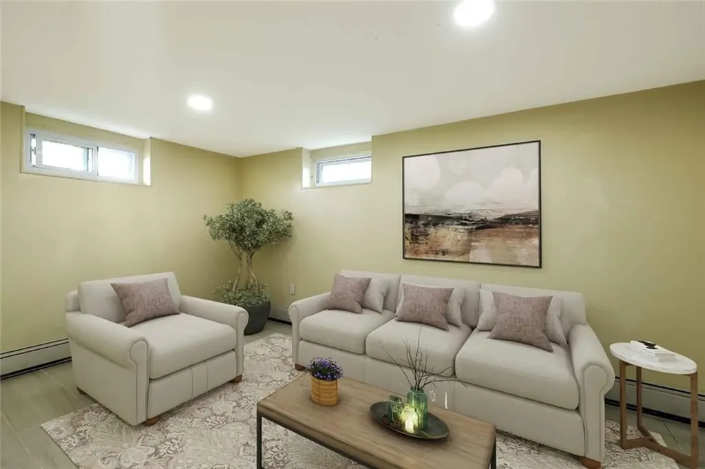 247 Grosvenor Avenue North Providence RI 02904